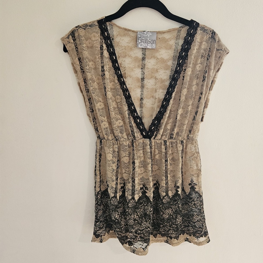 Short Sleeve Lace Top Womens M Fairy Goblin Romantic Feminine Boho Black Tan